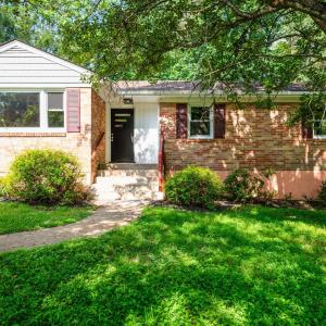 Photo #1 of 2039 Indian Hill Road, Lynchburg, VA 0.5 acres