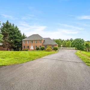 Photo #4 of 1305 Summerpark Drive, Forest, VA 1.0 acres