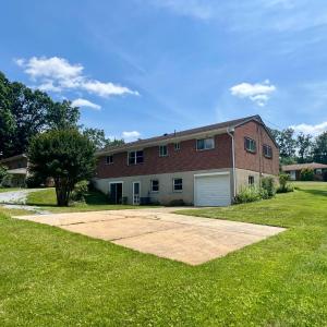 Photo #31 of 149 Powtan Drive, Lynchburg, VA 0.4 acres