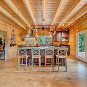 Photo #9 of 1769 Scenic View Road, Moneta, VA 21.6 acres