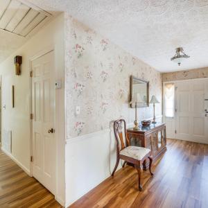 Photo #6 of 723 Custer Drive, Lynchburg, VA 0.7 acres