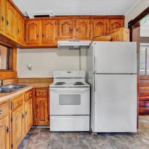 Photo #16 of 14186 Booker T. Washington Highway, Moneta, VA