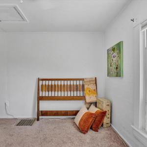 Photo #33 of 14186 Booker T. Washington Highway, Moneta, VA