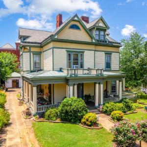 Photo #2 of 1415 Harrison Street, Lynchburg, VA 0.3 acres