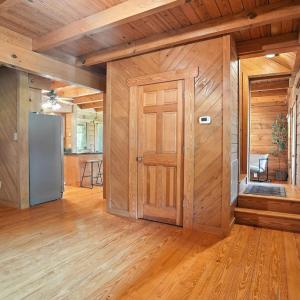 Photo #15 of 2070 Woodson Rd, Roseland, VA 7.5 acres
