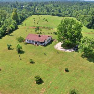 Photo #3 of 1967 Cub Creek Road, Appomattox, VA 70.8 acres