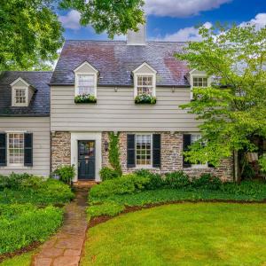 Photo #2 of 1517 Linden Avenue, Lynchburg, VA 0.3 acres