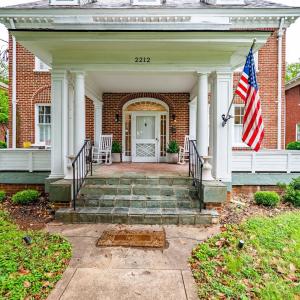 Photo #3 of 2212 Rivermont Avenue, Lynchburg, VA 0.2 acres