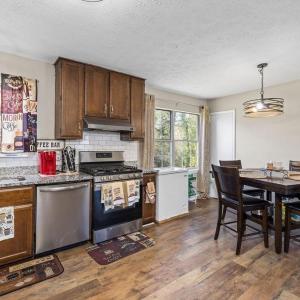 Photo #20 of 1117 Long Meadows Drive, Lynchburg, VA 0.3 acres