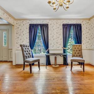 Photo #9 of 3024 Cranehill Drive, Lynchburg, VA 0.7 acres