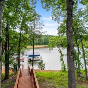 Photo #4 of 1765 Heron Pointe Ldg, Gretna, VA 1.2 acres