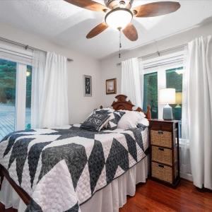 Photo #25 of 1765 Heron Pointe Ldg, Gretna, VA 1.2 acres