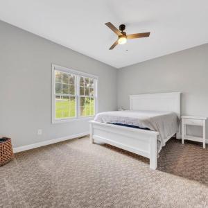 Photo #22 of 1222 8th Fairway Lane, Huddleston, VA 0.8 acres