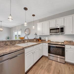 Photo #9 of 1222 8th Fairway Lane, Huddleston, VA 0.8 acres