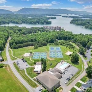 Photo #38 of 1222 8th Fairway Lane, Huddleston, VA 0.8 acres