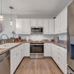Photo #8 of 1222 8th Fairway Lane, Huddleston, VA 0.8 acres