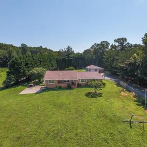 Photo #2 of 1874 Hales Ford Road, Moneta, VA 5.0 acres