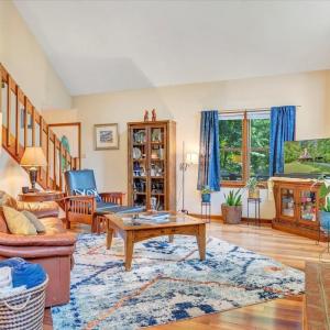 Photo #3 of 301 Eastview Drive, Madison Heights, VA 4.9 acres