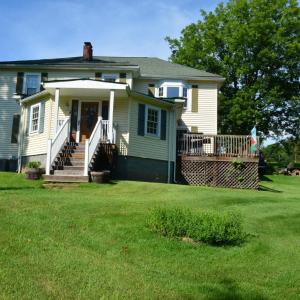 Photo #3 of 10778 Rockfish River Road, Shipman, VA 2.2 acres