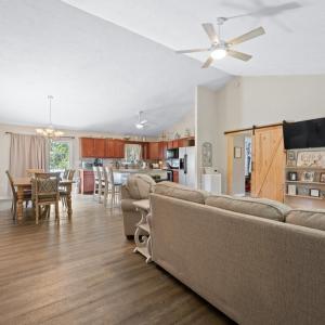 Photo #5 of 2446 Twin Lake Drive, Bedford, VA 1.1 acres