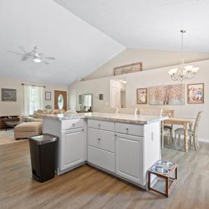 Photo #14 of 2446 Twin Lake Drive, Bedford, VA 1.1 acres