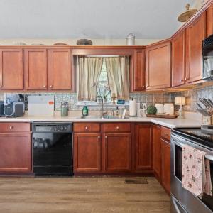 Photo #12 of 2446 Twin Lake Drive, Bedford, VA 1.1 acres