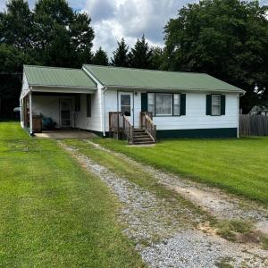 Photo #2 of 156 Doss Street, Altavista, VA 0.1 acres