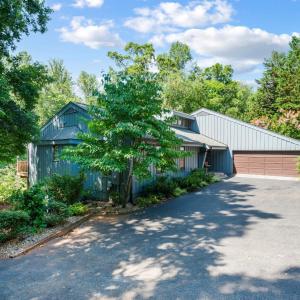 Photo #11 of 210 Huntingwood Boulevard, Lynchburg, VA 0.9 acres