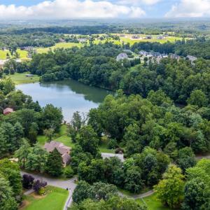 Photo #3 of 210 Huntingwood Boulevard, Lynchburg, VA 0.9 acres