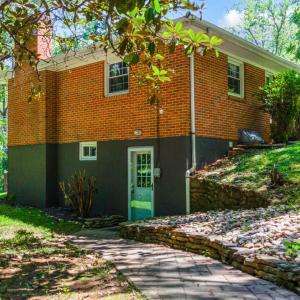 Photo #30 of 2025 Woodcrest Drive, Lynchburg, VA 1.5 acres