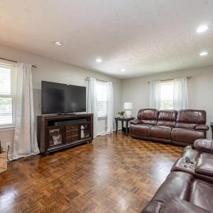 Photo #4 of 196 Woodhaven Drive, Lynchburg, VA 1.0 acres