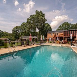 Photo #2 of 196 Woodhaven Drive, Lynchburg, VA 1.0 acres
