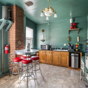 Photo #61 of 404 Cabell Street, Lynchburg, VA 1.3 acres