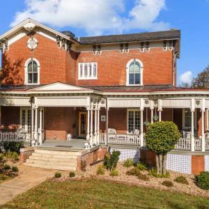 Photo #2 of 404 Cabell Street, Lynchburg, VA 1.3 acres