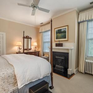 Photo #33 of 3889 Peakland Place, Lynchburg, VA 0.4 acres