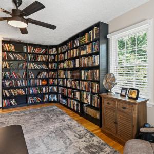 Photo #22 of 1604 Avondale Drive, Altavista, VA 0.5 acres