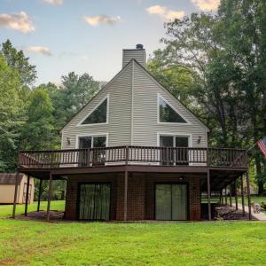 Photo #1 of 103 Franklin Place, Lynchburg, VA 0.8 acres