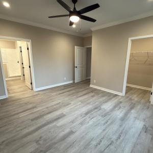 Photo #4 of 200 Saunders Point Road, Huddleston, VA 0.5 acres