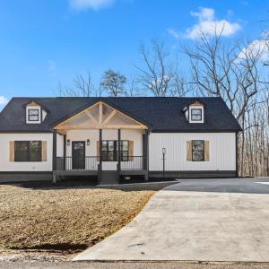 Photo #6 of 200 Saunders Point Road, Huddleston, VA 0.5 acres