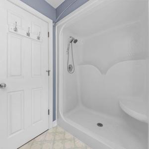 Photo #29 of 3528 Ridgecroft Drive, Lynchburg, VA 0.6 acres