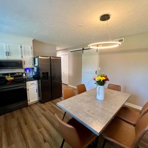 Photo #10 of 129 Apple Way, Madison Heights, VA 0.5 acres