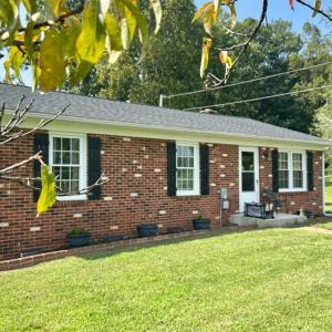 Photo #1 of 1281 Lone Oak Crossing, Huddleston, VA 0.6 acres