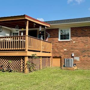 Photo #2 of 1281 Lone Oak Crossing, Huddleston, VA 0.6 acres