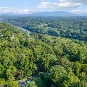 Photo #4 of 7 Fredonia Avenue, Lynchburg, VA 0.5 acres