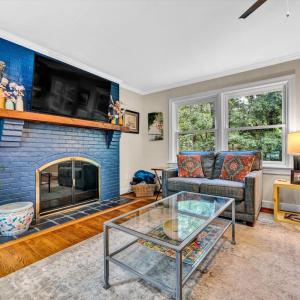 Photo #10 of 3608 Surrey Lane, Lynchburg, VA 0.7 acres