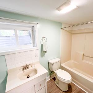 Photo #34 of 1218 Lakeview Drive, Lynchburg, VA 0.4 acres