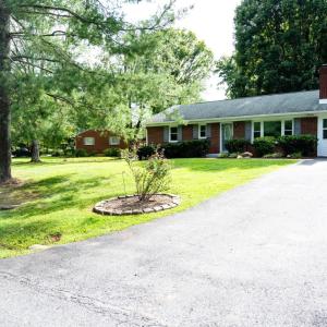 Photo #2 of 1218 Lakeview Drive, Lynchburg, VA 0.4 acres