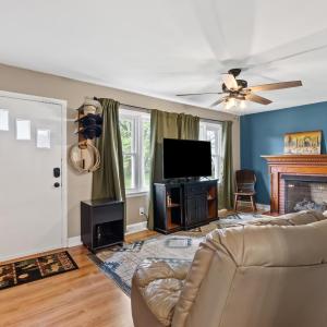 Photo #5 of 147 Maple Drive, Madison Heights, VA 0.6 acres
