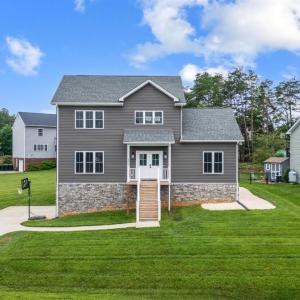 Photo #3 of 560 Addie Way, Lynchburg, VA 0.3 acres