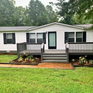Photo #2 of 1690 Regal Road, Bedford, VA 1.3 acres